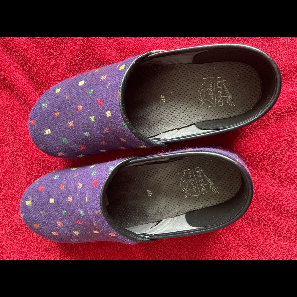 Pristine Dansko Size 40 Fabric Clogs - image 2